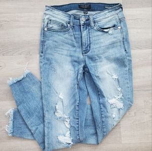 Judy Blue frayed skinny jeans 1/25